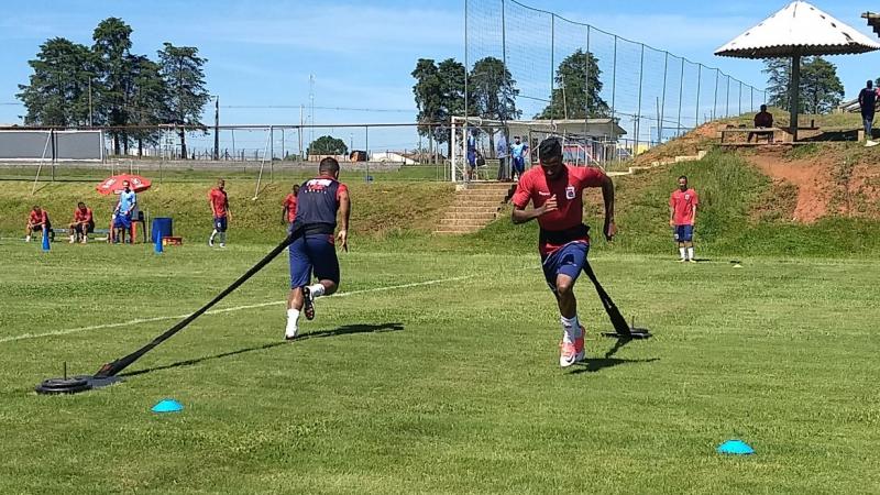 Paraná Clube segue firme na pré-temporada, de olho no Paranaense Paraná Clube segue firme na pré-temporada, de olho no Paranaense
